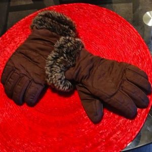 Thinsulate brown fur gloves,small/petit/